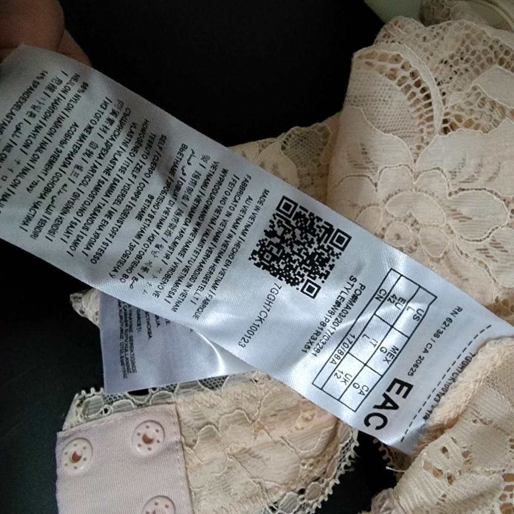 NWOT Aus L Guess Pink Cream Lace Lace Up Bodysuit - Picture 13 of 13
